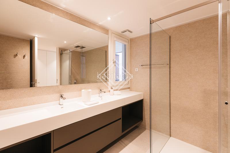 Foto 27f073cf-f9e9-4b27-b30d-0e6ede263800. Appartement avec chauffage parking dans Castellana Madrid