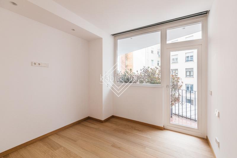 Foto 6d753409-53d2-4861-a371-de93a9236c3b. Flat with heating parking in Castellana Madrid