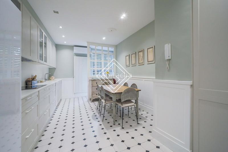 Foto 07dffde5-9c4d-4f9e-946b-865f17c50bba. Etagenwohnung mit heizung pool in Fuentelarreina Madrid