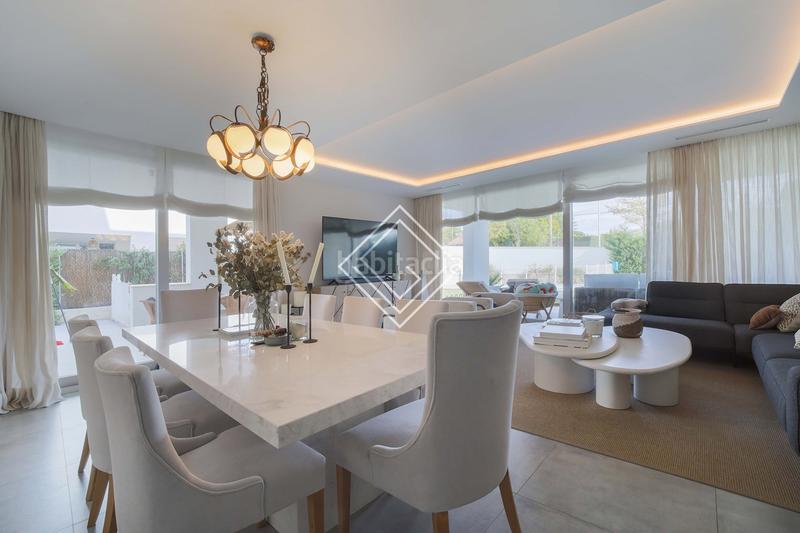 Foto 10c30792-fad5-441c-bea4-aa90ba5d706f. Lloguer casa aparellada amb piscina a Valdemarín Madrid