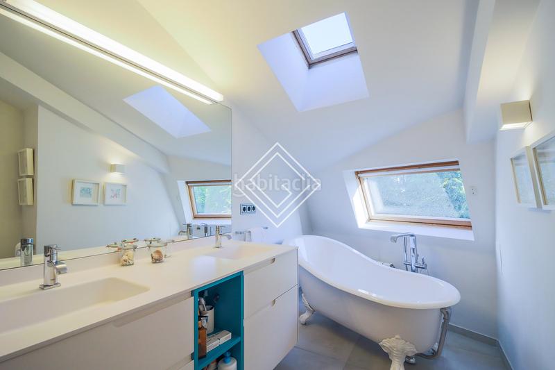 Foto 92ed24d4-3ace-48c5-a3e4-ae58d9c3da53. Attico con riscaldamento piscina in el soto de La Moraleja La Moraleja