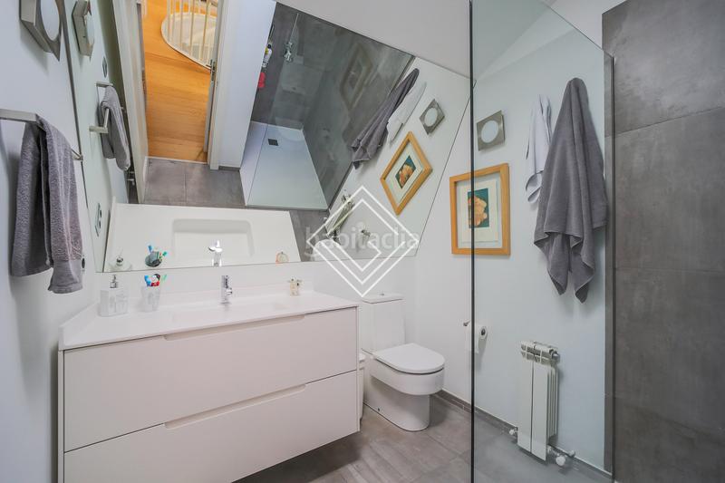 Foto d7b598d3-502f-4a9d-a374-bdc906bcdc6c. Attico con riscaldamento piscina in el soto de La Moraleja La Moraleja