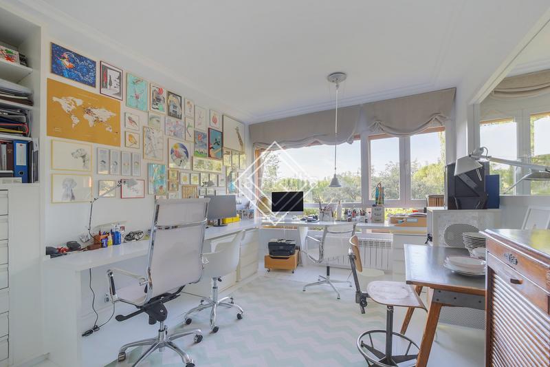 Foto 1028d454-5b08-4bf6-8ce2-0db753e5024c. Attique avec chauffage piscine dans el soto de La Moraleja La Moraleja