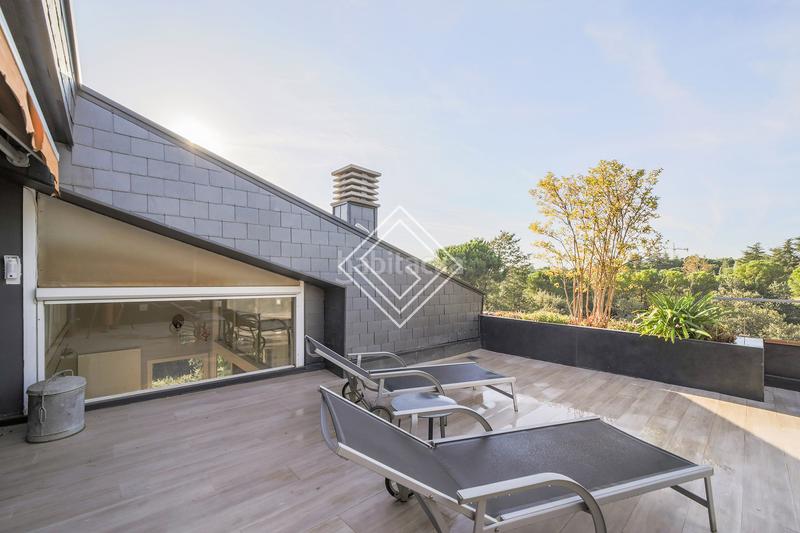 Foto 918724f0-c1e1-4b5b-9290-8e1f571f37b3. Attique avec chauffage piscine dans el soto de La Moraleja La Moraleja