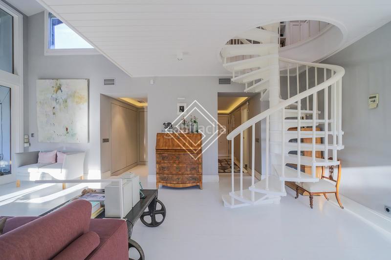 Foto 929e7020-5f92-403a-99f8-bf46c6cad6f3. Attique avec chauffage piscine dans el soto de La Moraleja La Moraleja