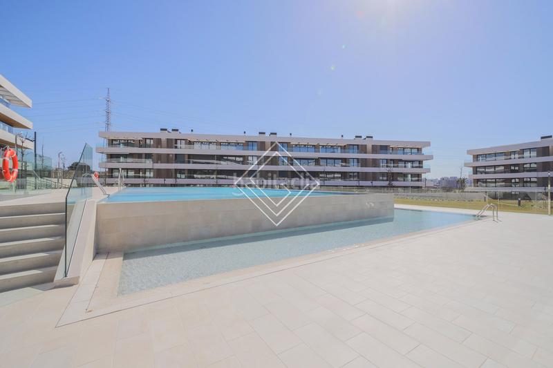 Foto a275b3d7-e215-4a27-9952-67da1dad1592. Rent flat with pool in urbanización La Moraleja La Moraleja