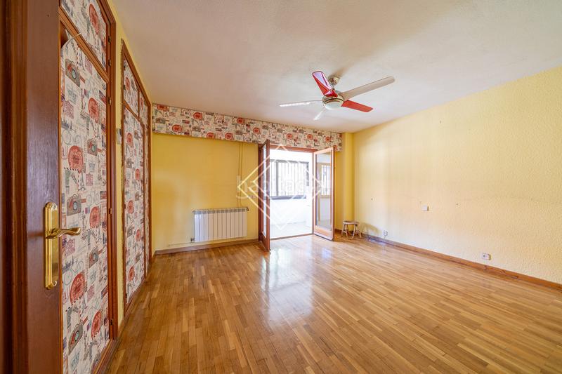 Foto af01e8d1-ae3d-4064-b0fa-8edb0eb5a6f5. Casa aparellada amb calefacció piscina a Aravaca Madrid