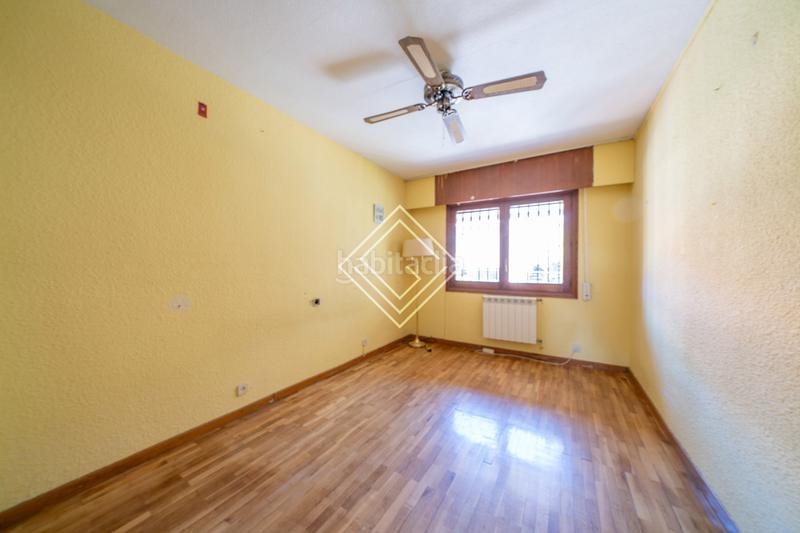 Foto 77943221-7da1-4a20-8c90-046a70e1b9e5. Doppelhaus mit heizung pool in Aravaca Madrid