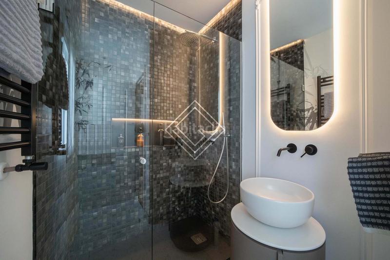 Foto d30e5bec-5e82-441f-be7f-ff83c4fcdb0c. Piso en Cortes-Huertas Madrid