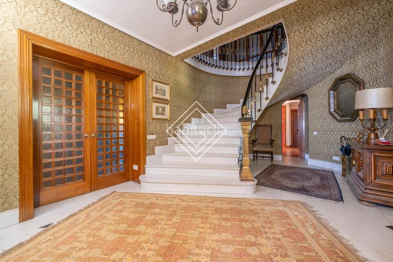 Foto bb0ef911-ca1b-4e89-ad8a-56f7be4a0e6d. Casa en Las Lomas Boadilla del Monte