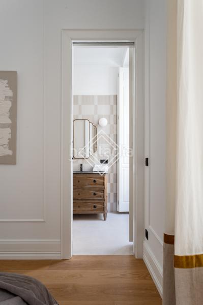 Foto fba3579f-8d83-40b7-b8b1-234c316d31ee. Appartement dans Justicia-Chueca Madrid