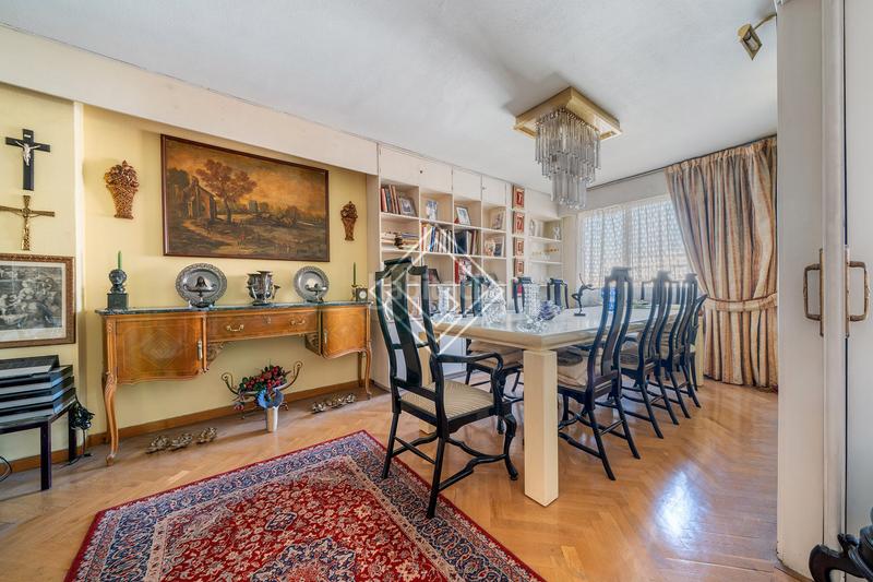 Foto 16f4c8d5-d664-4009-a21d-7269f5fceb16. Attique avec chauffage parking dans Castillejos-Cuzco Madrid