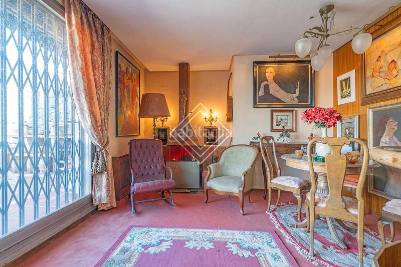 Foto 2d181a90-fb3c-40c8-8d96-c354e7d2bee3. Attique avec chauffage parking dans Castillejos-Cuzco Madrid