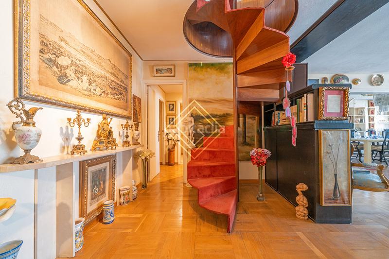 Foto d01673ee-bd13-4db8-87ea-27471d3fe5c4. Attique avec chauffage parking dans Castillejos-Cuzco Madrid