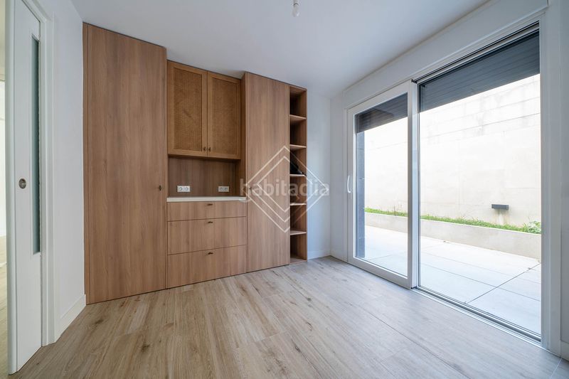 Foto 1df2ea64-da01-41a7-b7c7-8245258be739. Casa aparellada amb calefacció aparcament piscina a Madrid