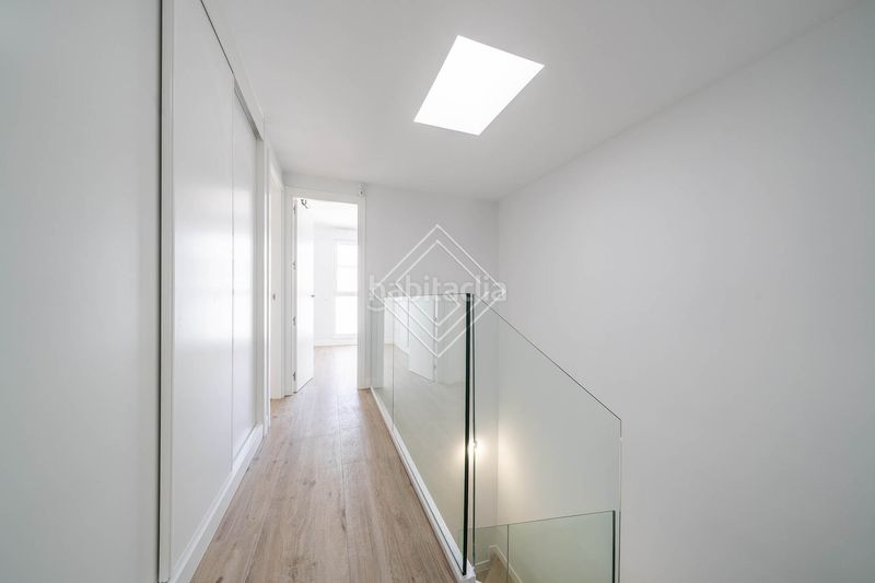 Foto 34922129-84d3-478a-8746-0e14cad905f3. Casa aparellada amb calefacció aparcament piscina a Madrid