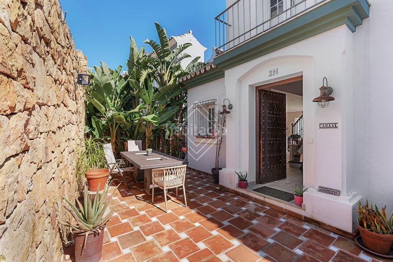 Foto e732bf73-673b-4940-8317-b2d778cef709. Casa adossada amb calefacció piscina a Nagüeles Alto Marbella