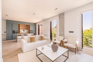 Etagenwohnung in Argüelles