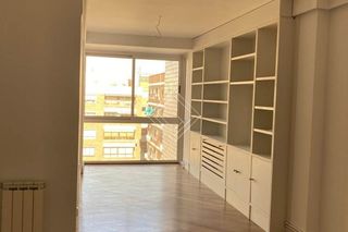 Flat in Castellana
