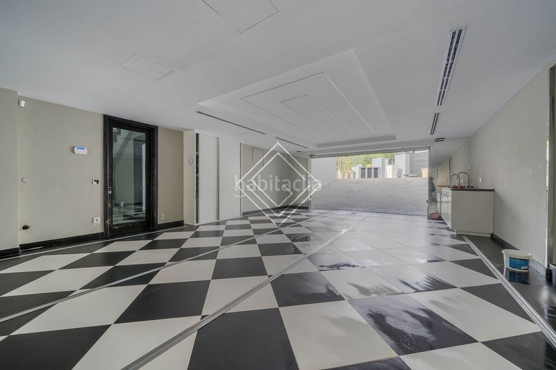 Foto e914f124-d891-4492-b500-3924e92fa71b. Casa amb piscina a urbanización La Moraleja La Moraleja
