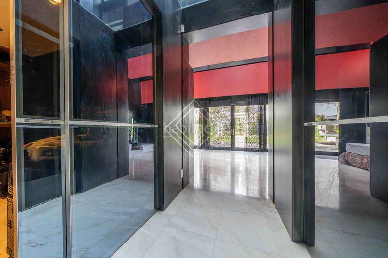 Foto ff6fdd16-d391-4a47-8aec-2d51e1d5ef3d. Casa amb piscina a urbanización La Moraleja La Moraleja