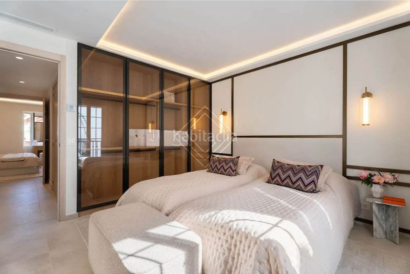 Foto 56b37210-216d-456a-a51f-0d3b8a5eb891. Casa adossada amb calefacció aparcament piscina a Marbella