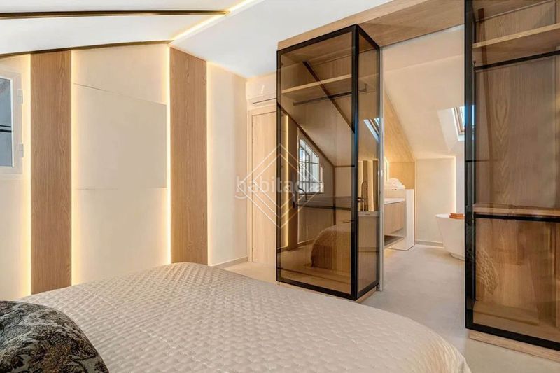 Foto 90f0a255-4e42-473a-a2cd-bd65e855d356. Casa adossada amb calefacció aparcament piscina a Marbella