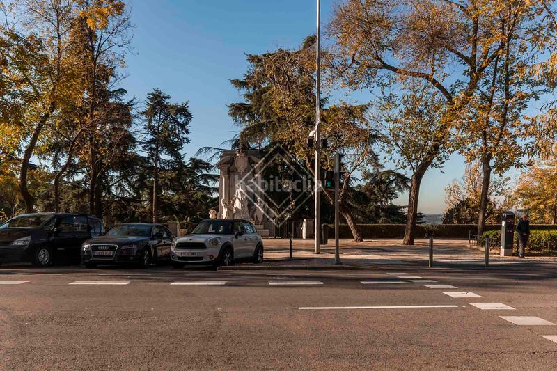 Foto 4b924483-77a4-4178-9db9-f9aa04b9bcf1. Pis a Argüelles Madrid