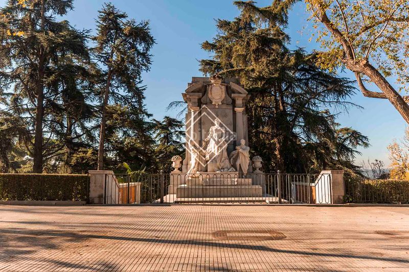 Foto cace1e44-b21c-4924-a9ed-610796674a42. Pis a Argüelles Madrid