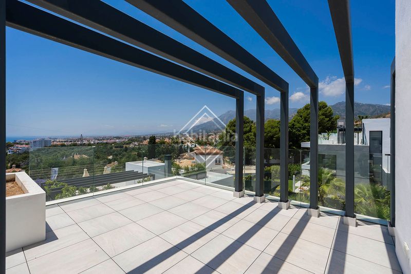 Foto 5ab212d4-206b-48f2-9a56-50c0dbe9b41c. Chalet en Río Real Marbella