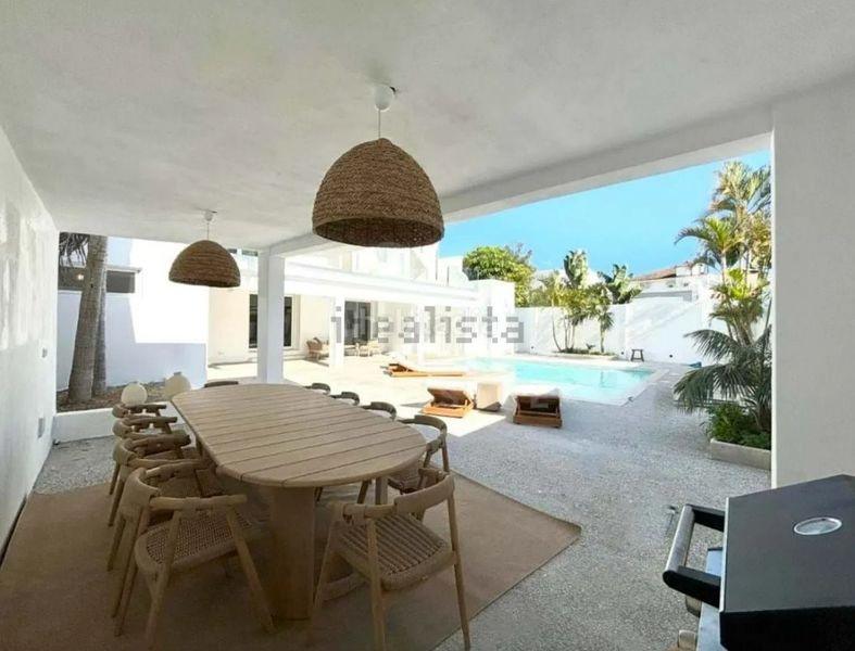 Foto 12b1cf23-ecb6-46c4-9c22-fe34bd97a8f7. Chalet en Las Lomas de Río Verde Marbella