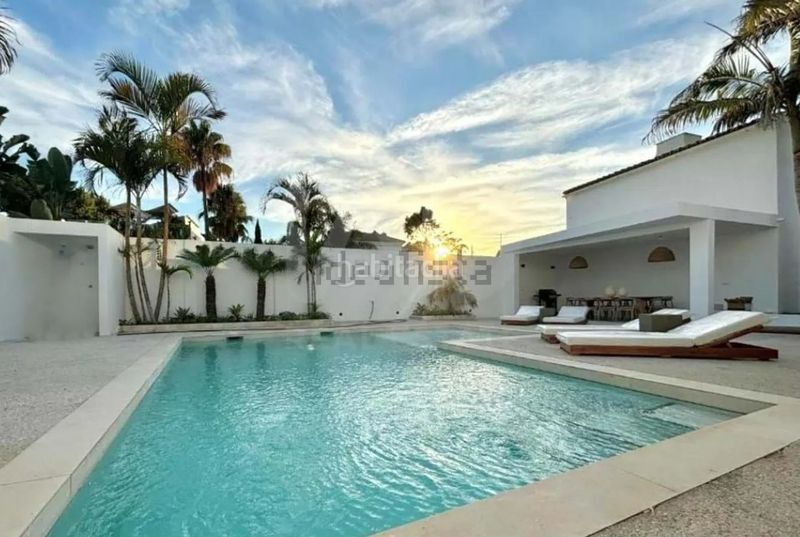 Foto 6534c53e-89be-4bb4-9858-8bfd2f5cbbb7. Chalet en Las Lomas de Río Verde Marbella