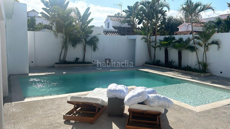 Foto 9541df68-32d7-4c05-acfc-93a5b0e4acbe. Chalet en Las Lomas de Río Verde Marbella