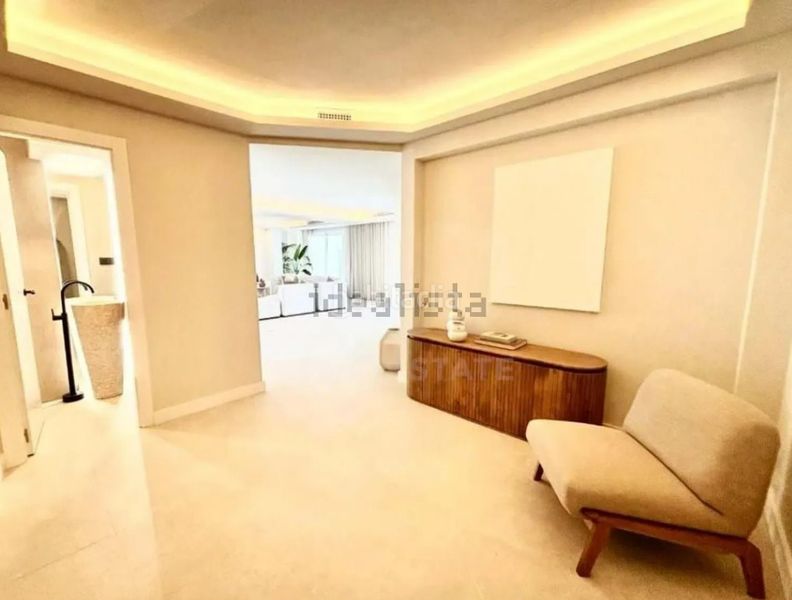Foto f7b9f2c3-87eb-4f13-80f9-40b332e4827f. Chalet en Las Lomas de Río Verde Marbella
