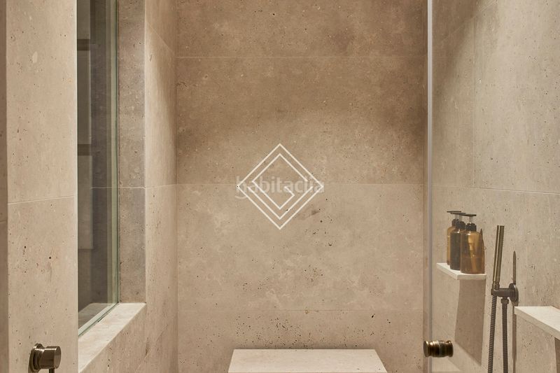 Foto 1b405c51-d355-4403-ae01-060b8eb63568. Piso en Almagro Madrid