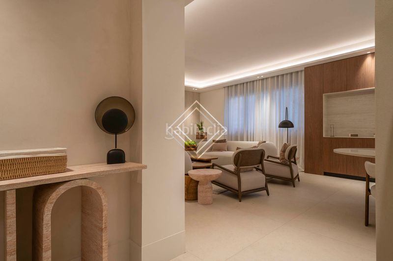 Foto d293d89c-d4c8-4066-831c-0bb46d3f91ba. Piso en Castellana Madrid