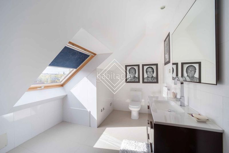 Foto 2cf194da-cf99-469c-8200-7cdaf5c26a5b. Casa pareada en Ciudad Universitaria Madrid