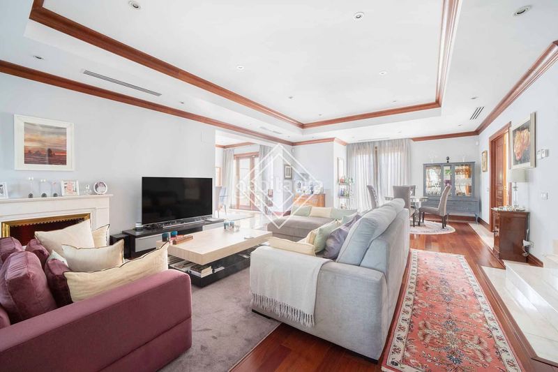 Foto 4ba7bfce-7697-4529-860c-5eb740f342bc. Casa pareada en Ciudad Universitaria Madrid