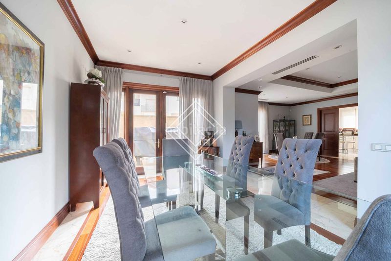 Foto a032ff63-29ec-4777-a0b4-5d05b6713a2c. Casa pareada en Ciudad Universitaria Madrid