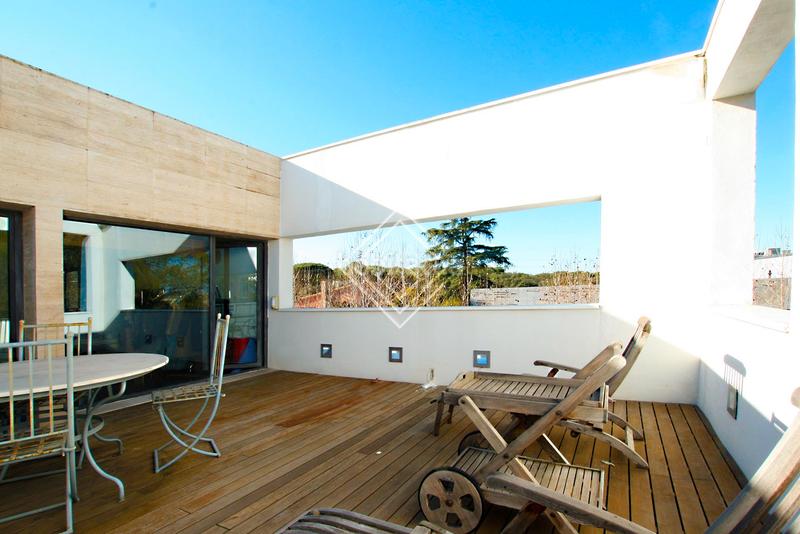 Foto 1ddd123c-b6fb-4ebe-b8cf-f9503e969caa. Alquiler chalet en Ciudad Universitaria Madrid