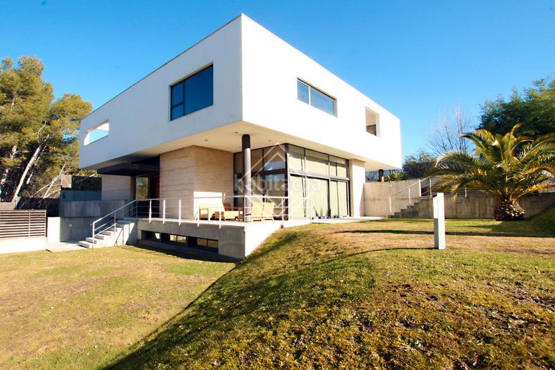 Foto 588fa0d1-c239-4a0b-9e46-2988a95a80f9. Alquiler chalet en Ciudad Universitaria Madrid