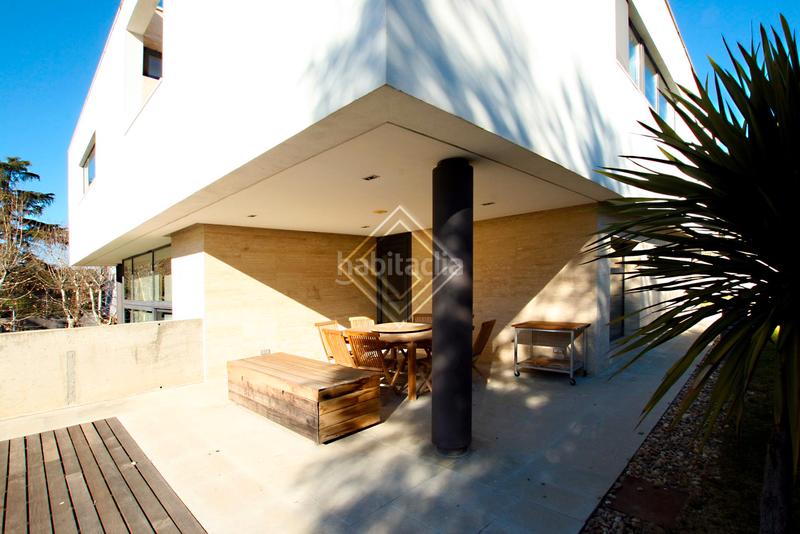 Foto 1706a257-05b5-45d6-8bdc-1ca701d14b4c. Miete chalet mit pool in Ciudad Universitaria Madrid