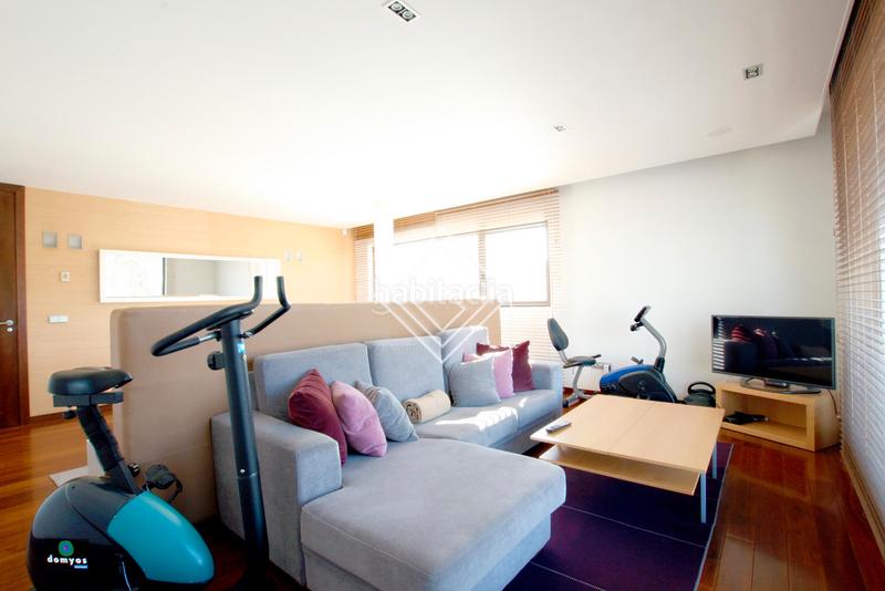 Foto 859ed6e3-3b3a-4608-91d7-8bf5128e53a8. Rent chalet with pool in Ciudad Universitaria Madrid