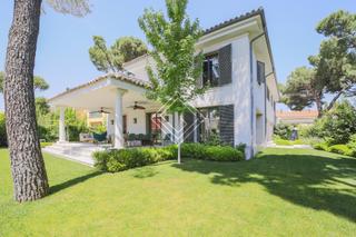 Miete Chalet en Aravaca