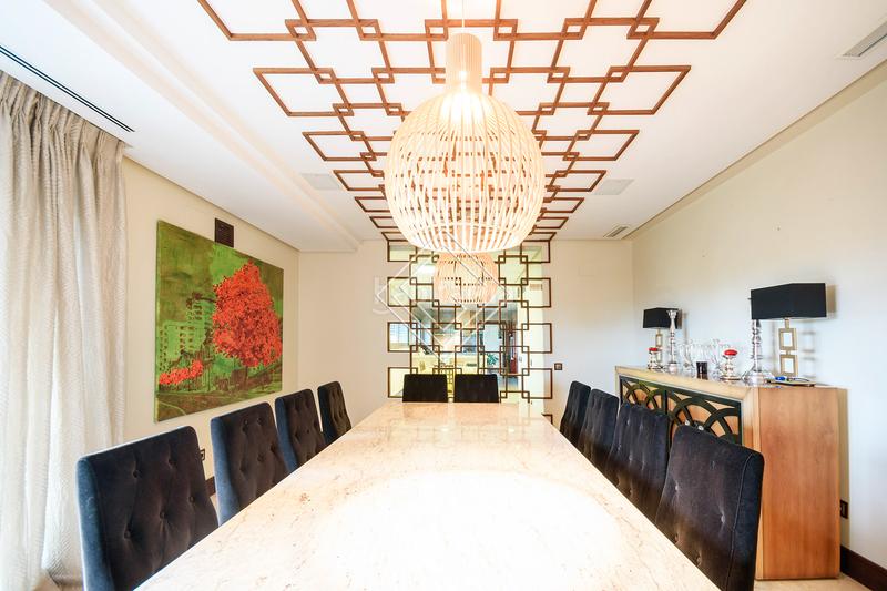 Foto cefd7cb8-ad21-4e7a-a657-a65eaf9ba145. Chalet with parking pool in Conde Orgaz - Piovera Madrid