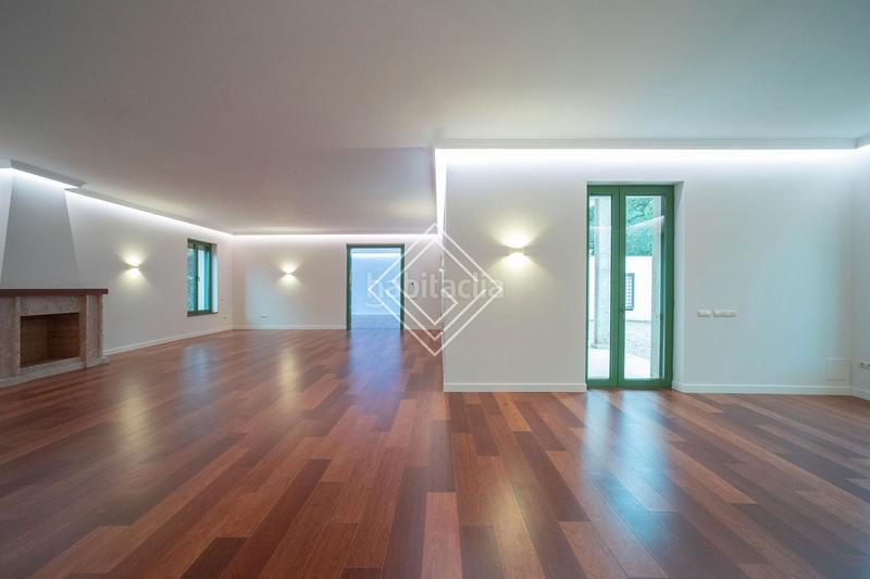 Foto e82fad36-30f1-438e-9b1c-b33513727abd. Chalet mit heizung parking pool in urbanización La Moraleja La Moraleja