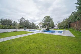 Chalet in Urbanización La Moraleja