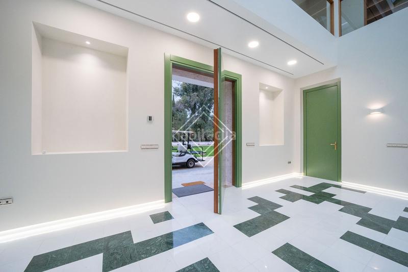 Foto 3a828664-9ac4-41ce-b9d0-a4b1128569b6. Chalet avec chauffage parking piscine dans urbanización La Moraleja La Moraleja