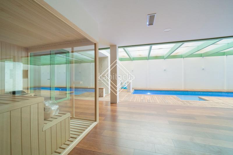 Foto 335b891c-44a2-45a4-9d91-177f1696b0d0. Chalet en urbanización La Moraleja La Moraleja