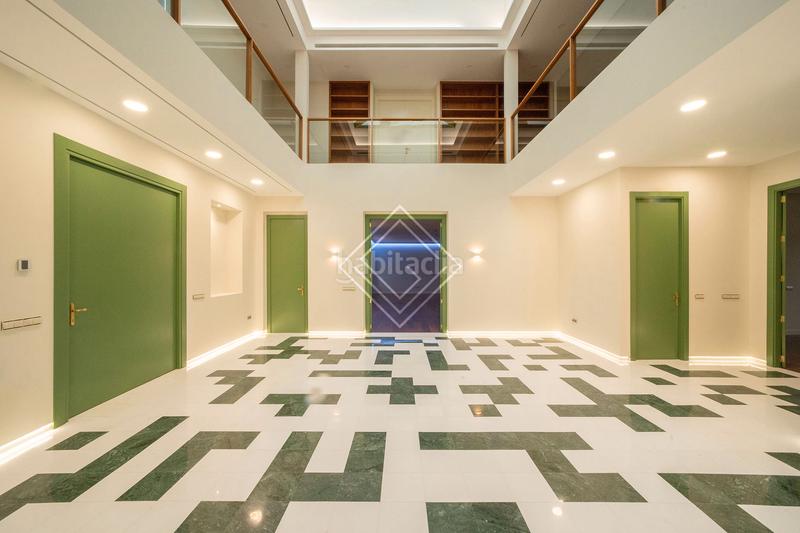 Foto c30bef89-f1ab-4102-932b-4a0f14fb295d. Chalet en urbanización La Moraleja La Moraleja